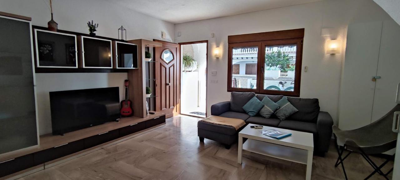 Beach Breeze Townhouse By The Beach Santa Pola Dış mekan fotoğraf