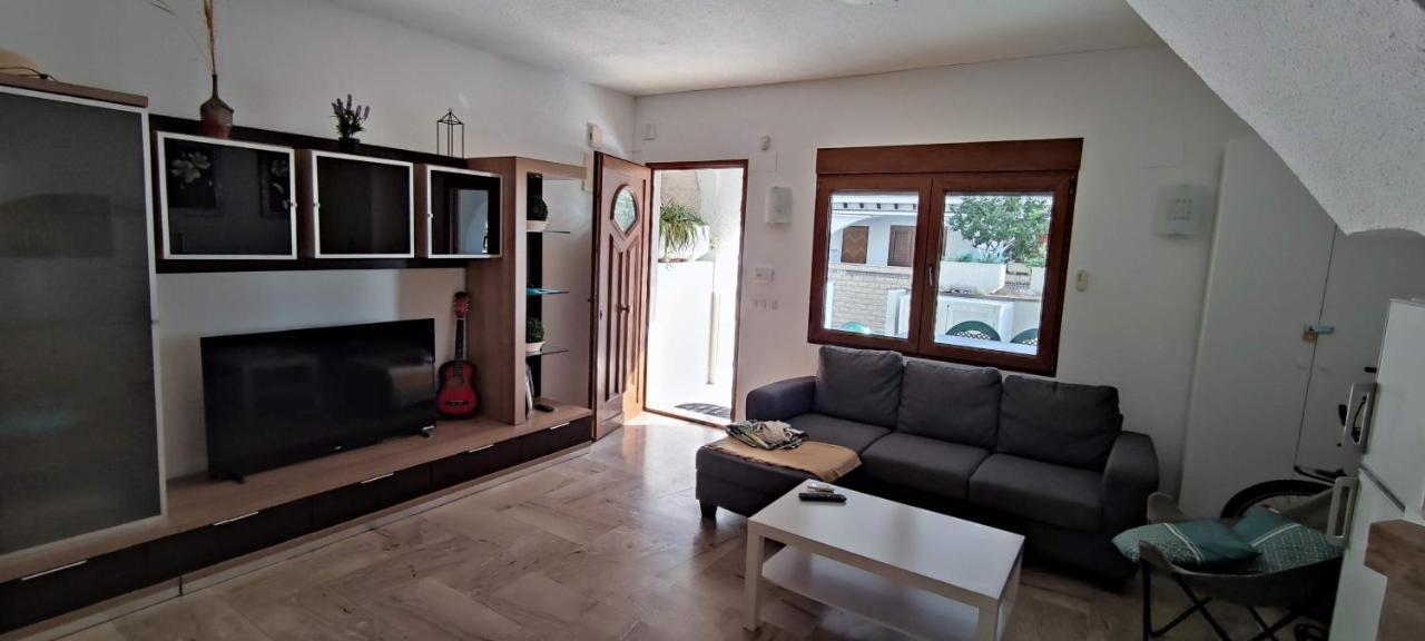 Beach Breeze Townhouse By The Beach Santa Pola Dış mekan fotoğraf